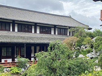 青海果洛阿什姜贾贡寺