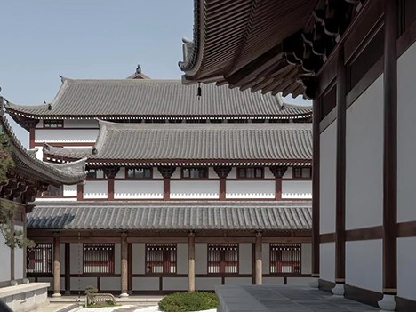 河北唐山灵山白塔寺
